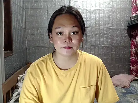 Snapshot of BunnyChain_ chatting on 09/21/25, 12:01 BunnyChain  online show from 09/21/25, 12:01