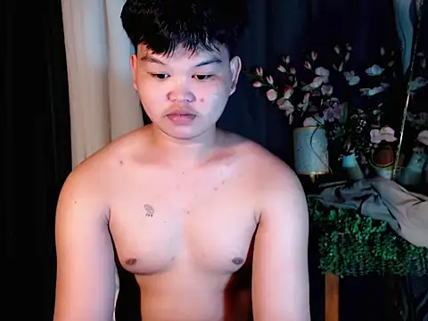 Reynelcock online show from 10/28/25, 09:17