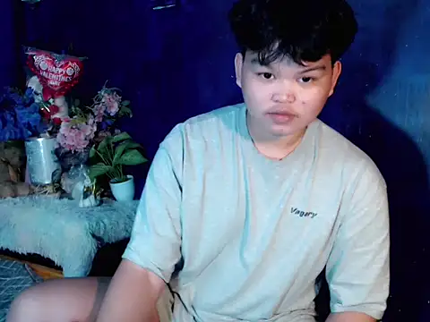 Reynelcock online show from 11/11/25, 04:51