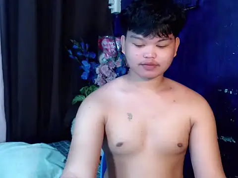 Reynelcock online show from 03/30/26, 06:31