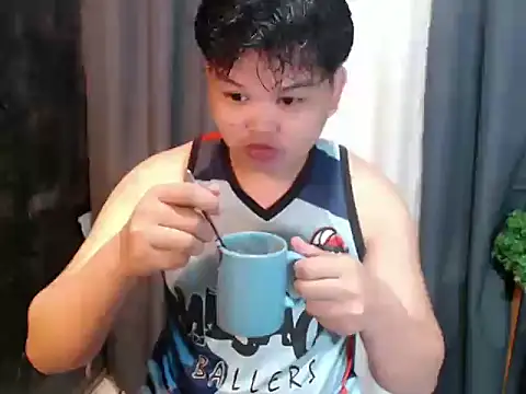 Reynelcock online show from 04/04/26, 07:50