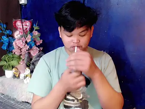 Reynelcock online show from 04/09/26, 04:45