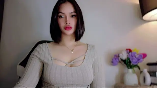 Snapshot of anna_lala7 chatting on 06/29/26, 10:10 anna lala7 online show from 06/29/26, 10:10