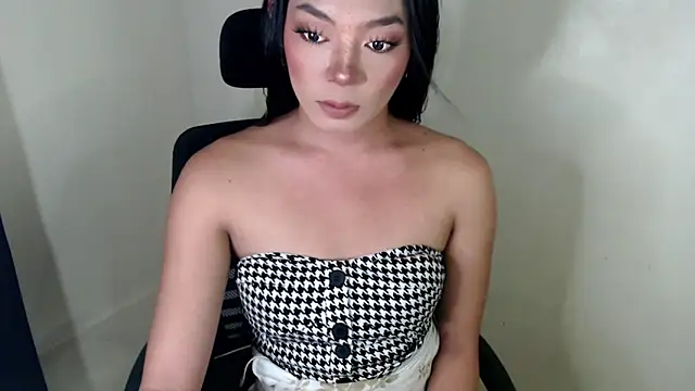 Snapshot of yourhotfuckingvanessa chatting on 10/15/25, 02:22 yourhotfuckingvanessa online show from 10/15/25, 02:22