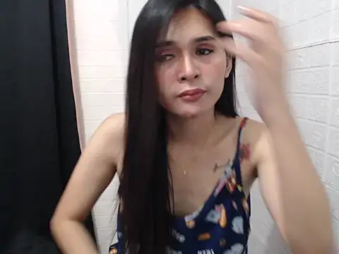 Snapshot of sweetsasha68 chatting on 03/02/26, 03:20 sweetsasha68 online show from 03/02/26, 03:20