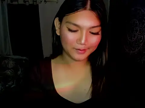 Lou heart online show from 12/18/25, 10:43