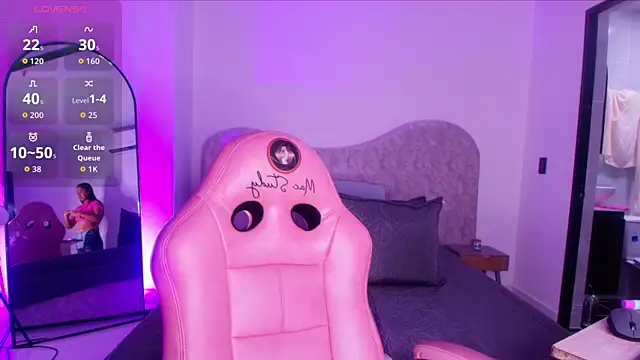 wensheng  online show from 11/14/25, 07:12