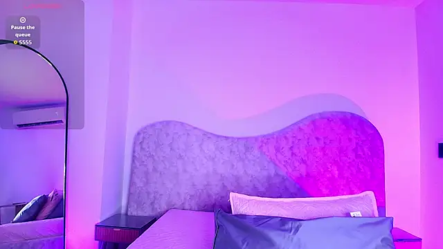 wensheng  online show from 11/25/25, 07:14