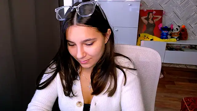 Arianna Grend online show from 09/17/25, 11:45