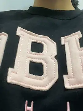 meomeo2k6 online show from 11/18/25, 02:43