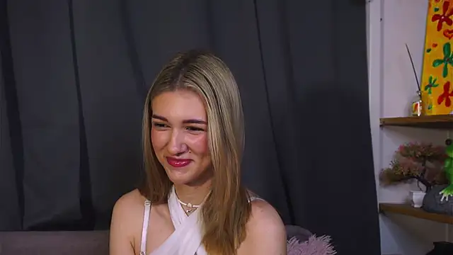 Snapshot of BeatrixGummer chatting on 09/22/25, 08:11 BeatrixGummer online show from 09/22/25, 08:11