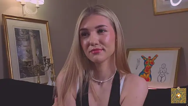 Snapshot of BeatrixGummer chatting on 10/03/25, 08:17 BeatrixGummer online show from 10/03/25, 08:17