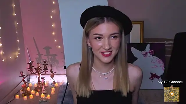 Snapshot of BeatrixGummer chatting on 11/14/25, 08:18 BeatrixGummer online show from 11/14/25, 08:18