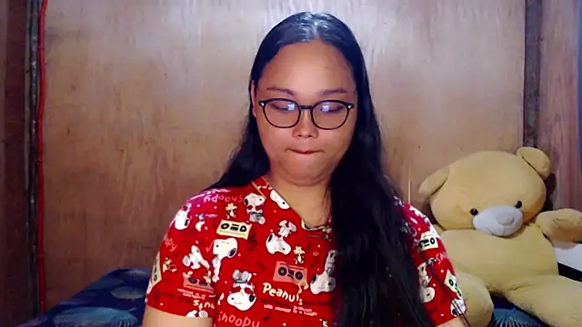 Snapshot of _Lylia chatting on 10/01/25, 01:00  Lylia online show from 10/01/25, 01:00