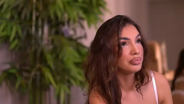 KendalJolly online show from 11/29/25, 09:07