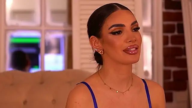 KendalJolly online show from 12/17/25, 10:27