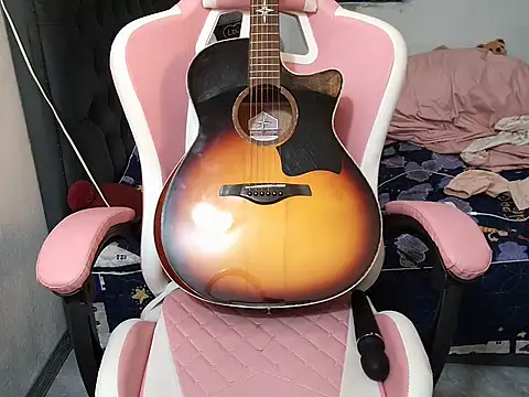 Ori-Yannie online show from 09/22/25, 05:20