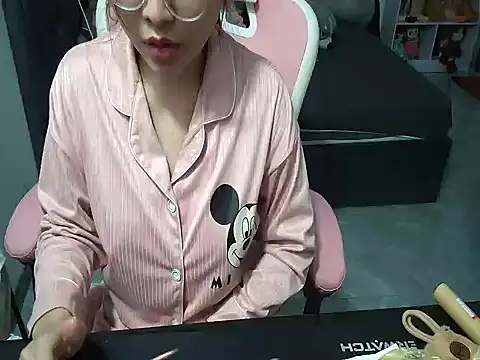 Ori-Yannie online show from 12/20/25, 07:26