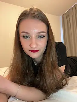 Snapshot of AdelinaEmber chatting on 10/12/25, 10:47 AdelinaEmber online show from 10/12/25, 10:47
