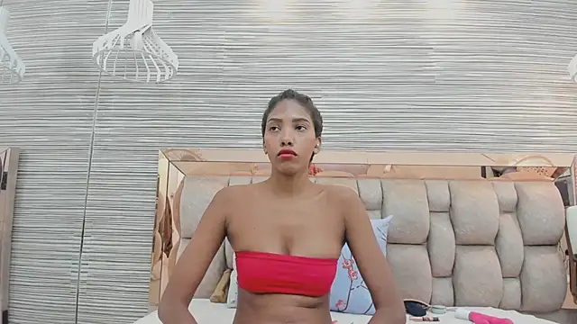 ikia lopez  online show from 07/18/26, 12:09