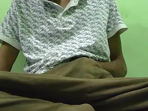 rockyy23boy online show from 09/17/25, 04:08