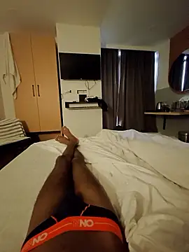 rockyy23boy online show from 01/11/26, 03:33