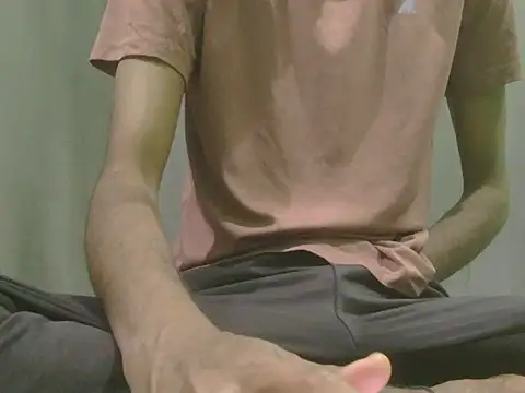 rockyy23boy online show from 04/10/26, 01:11