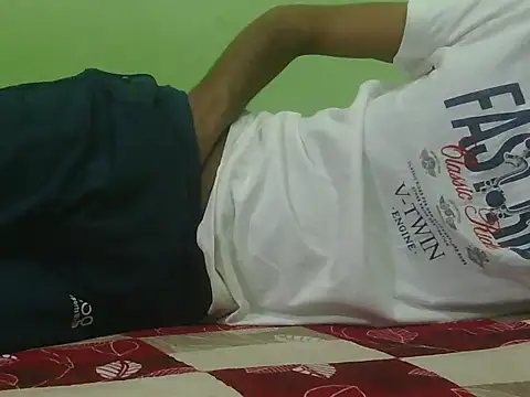 Snapshot of rockyy23boy chatting on 05/29/26, 02:15 rockyy23boy online show from 05/29/26, 02:15