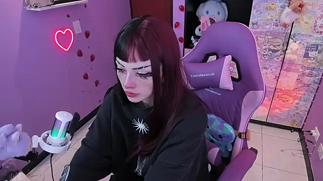 Vero Osb  online show from 10/23/25, 11:46