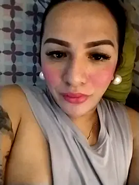 enoria1992 online show from 11/20/25, 12:11