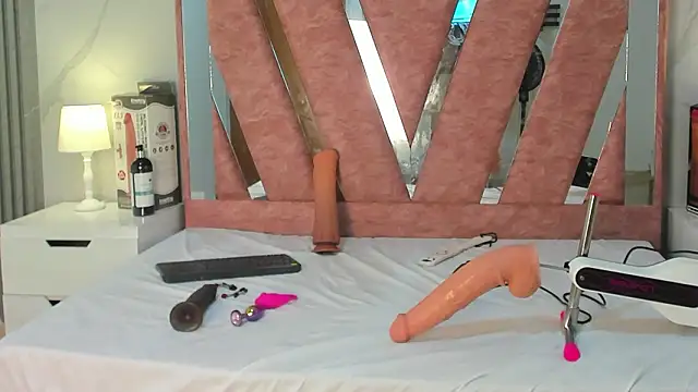 Wonderkloe  online show from 02/11/26, 08:03