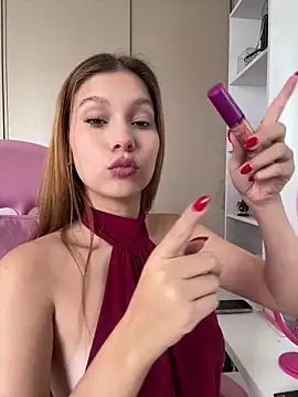 Nikii   online show from 04/18/26, 04:44