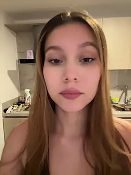 Nikii   online show from 04/19/26, 01:05