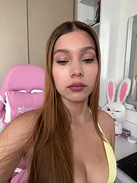 Nikii   online show from 04/20/26, 03:26