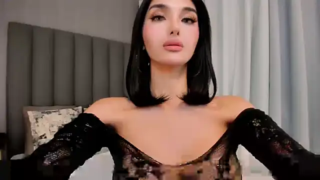 EmeraldGreyson online show from 02/04/26, 12:27