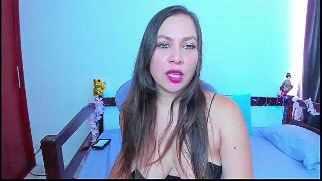 Luna-Gomez online show from 04/22/26, 03:24