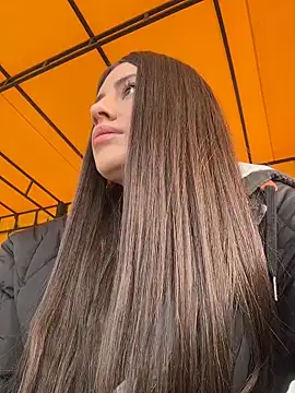 Isabella21  online show from 02/17/26, 10:05