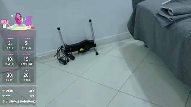 BeccaReedd online show from 09/09/25, 02:33