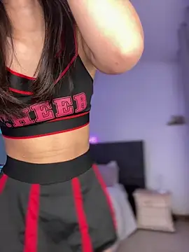 Snapshot of julieta_jhonss chatting on 11/01/25, 03:08 julieta jhonss online show from 11/01/25, 03:08