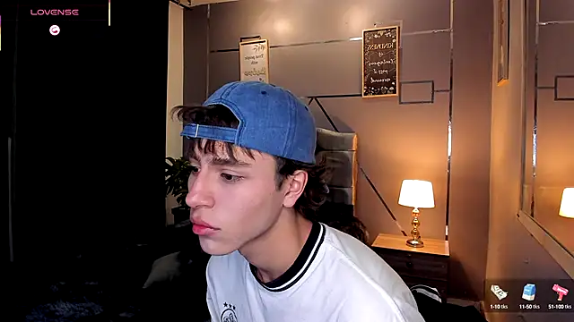 Christopher 77 online show from 10/08/25, 12:36