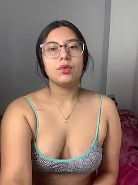 Velma star online show from 11/29/25, 01:36