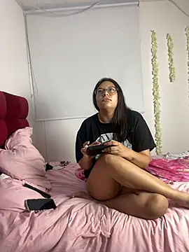 Velma star online show from 04/08/26, 11:10