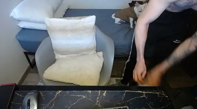 Snapshot of bossking017 chatting on 01/14/25, 01:06 bossking017 online show from 01/14/25, 01:06