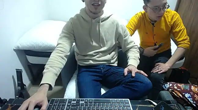 Snapshot of bossking017 chatting on 01/30/25, 04:06 bossking017 online show from 01/30/25, 04:06