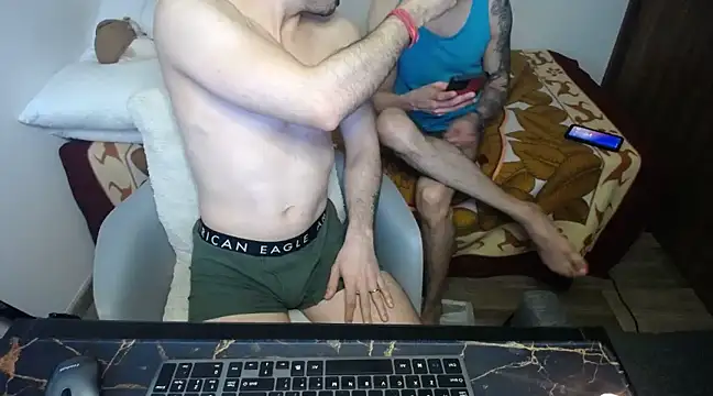 Snapshot of bossking017 chatting on 02/11/25, 01:51 bossking017 online show from 02/11/25, 01:51