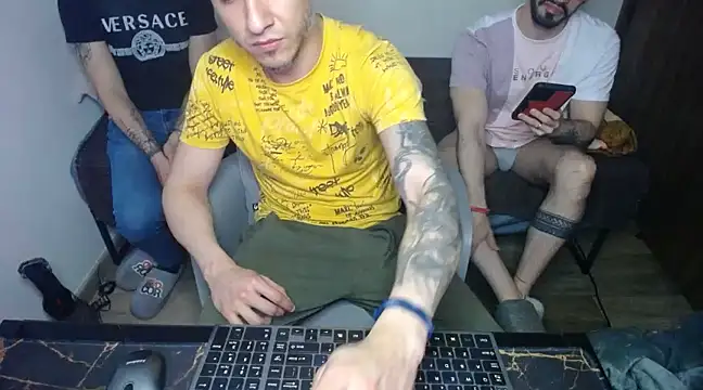 Snapshot of bossking017 chatting on 02/28/25, 10:28 bossking017 online show from 02/28/25, 10:28