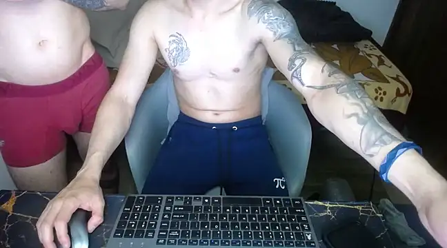 Snapshot of bossking017 chatting on 03/19/25, 02:48 bossking017 online show from 03/19/25, 02:48