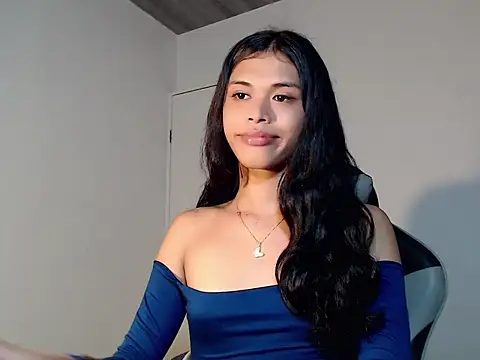 urcurlydiva online show from 12/19/25, 03:41