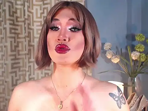 AleinaCroft online show from 04/07/26, 02:28