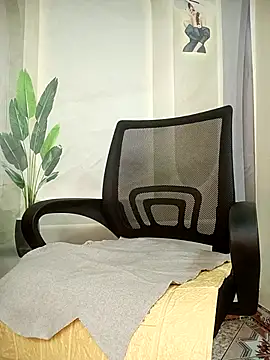 Snapshot of Lam-Di chatting on 11/07/25, 09:15 Lam-Di online show from 11/07/25, 09:15